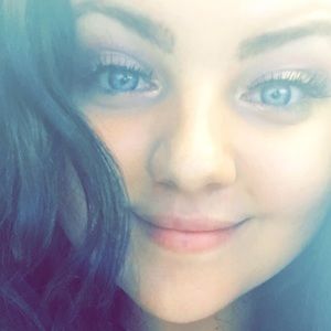 Meet your Posher, Charlee rae